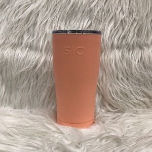 Unused sic cup CORAL